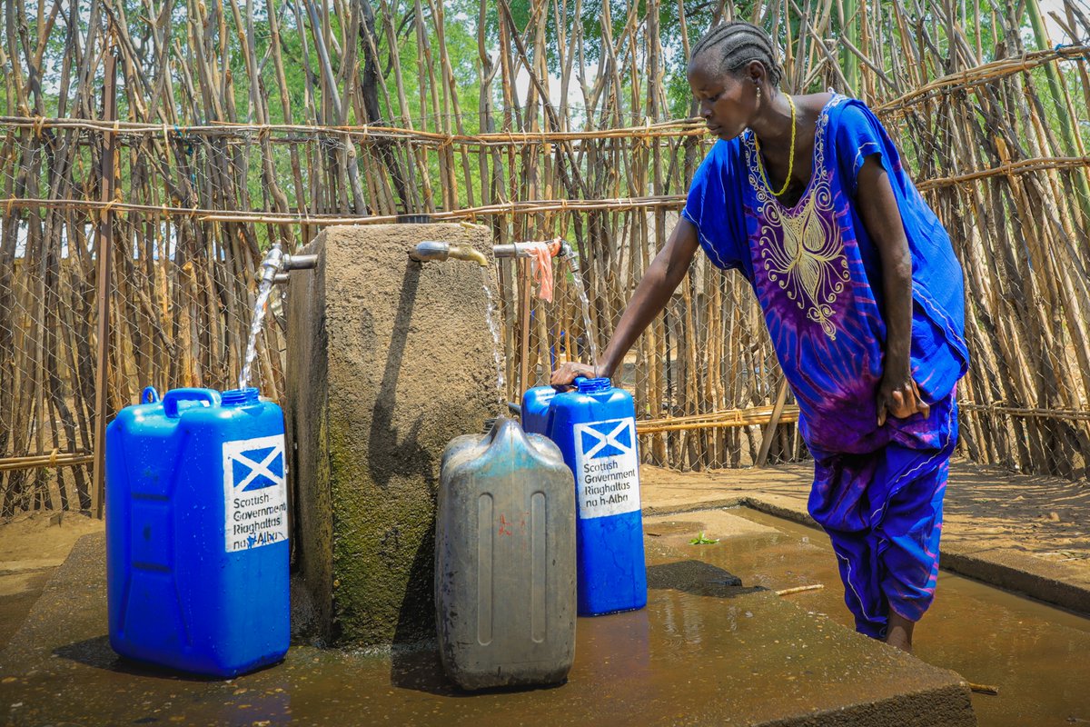 Adugk Owitti fled the conflict in South Sudan to Gambella in Ethiopia. But in this largely forgotten crisis, she's lacked basics like water, soap and a safe toilet. @OxfaminEthiopia's response is backed by @ScotGovID's Humanitarian Emergency Fund. 🧵 bit.ly/TheForgottenRe…