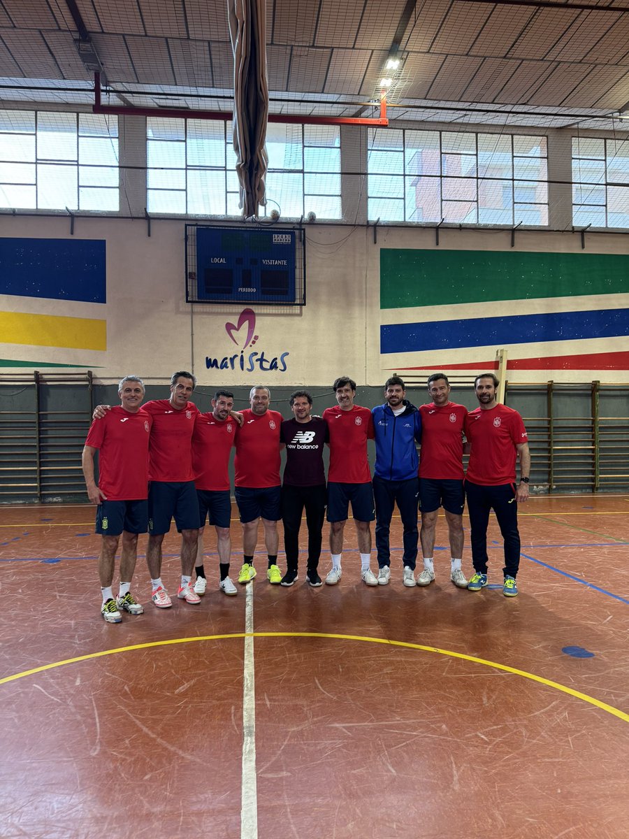 ToledartFS's tweet photo. Muchísimas gracias a @LeyendasFS_ES por la tarde de ayer.

Todo un privilegio poder compartir un ratito con ellos. https://t.co/oPd6r9T8H5