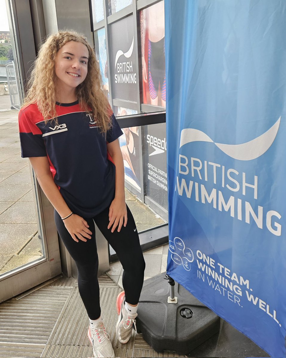 titchener78's tweet photo. Best of luck to Megan over the coming days, competing at the @Aquatics_GB British Champs / Olympic trials at the London Aquatics Centre @noordinarypark. What an experience - & further recognition for all your hard work, dedication & commitment.
🐬💥🌟🌟💥🐬
#TEAMTD
#LETSDOTHIS https://t.co/VZdJjsn6dA
