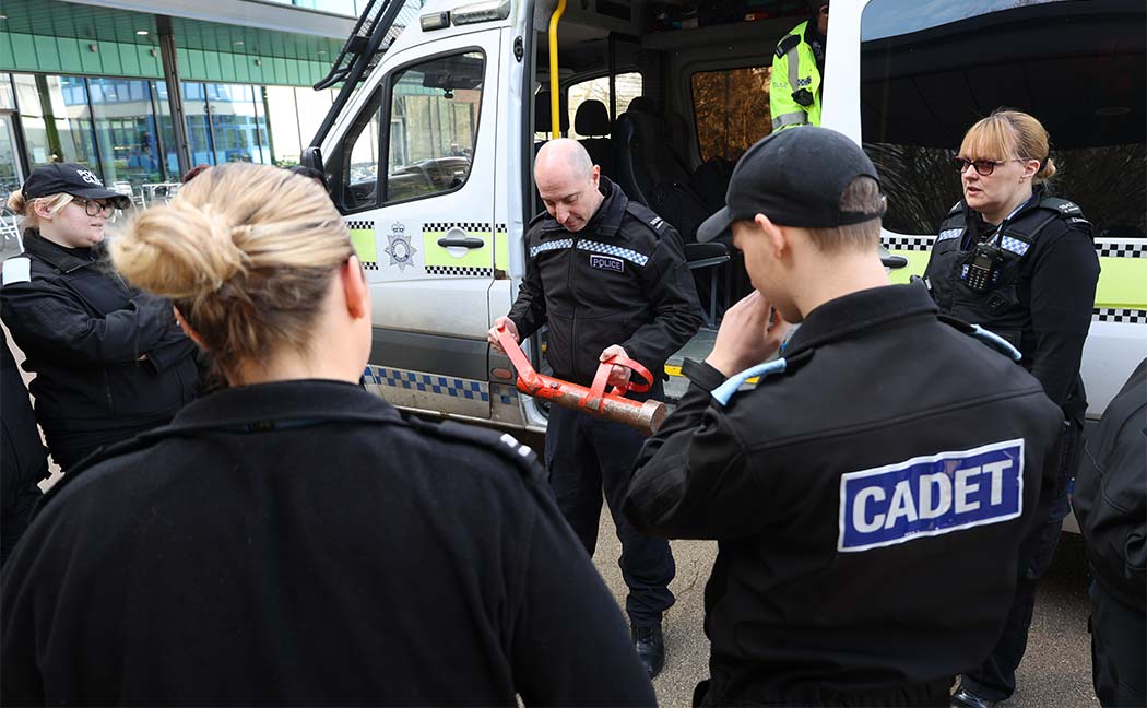 Nottinghamshire Police cadets have taken part in the first of two interactive fun days at force headquarters. orlo.uk/5yCPg