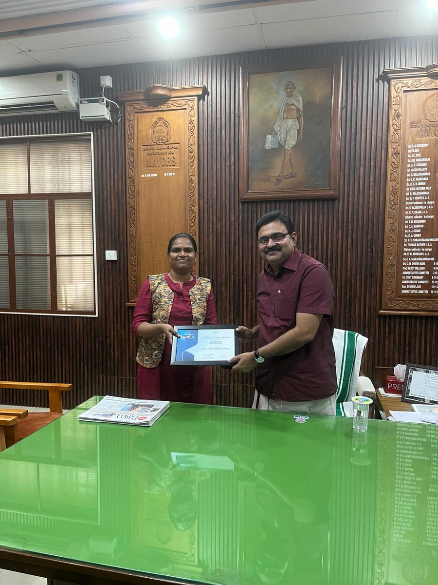 Honorable Mayor of Kochi, @AdvMAnilkumar1 receives the certificate for Kochi city emerging at Rank 3, in Avtar’s Top Cities for Women in India Index 2023 (in Category 2 cities of less than a million population). (1/3)