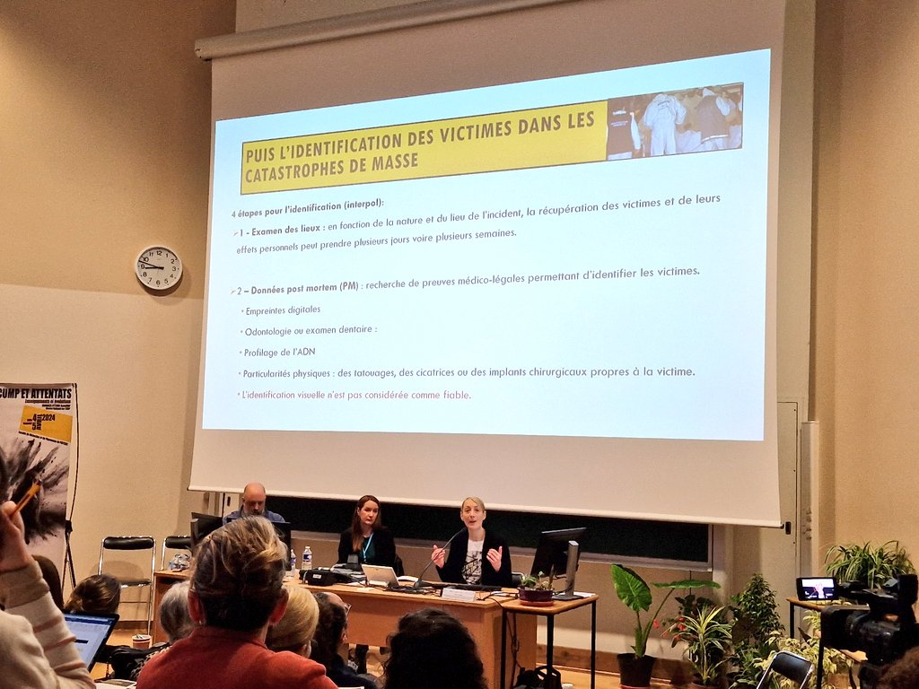 cump_84's tweet photo. A la #ReNaCUMP ce matin @melanievoyer_ nous parle des liens entre médecine legale #IML et #CUMP 

Attentats, nombreuses victimes #NOVI, identification des victimes, accueil des familles et annonces de décès : une articulation essentielle CUMP-IML lors des #attentat https://t.co/PcWQBSXTQN