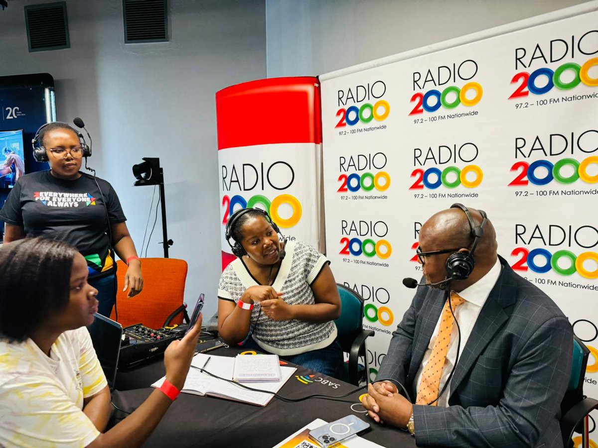 DM @PhillyMapulane speaking to @Radio2000_ZA on the sidelines of the Inaugural National AI Government Summit currently underway in @go2uj. DM spoke about the potential AI will unlock in our country. #AISummit #AIforgood #futureofAIgovernance