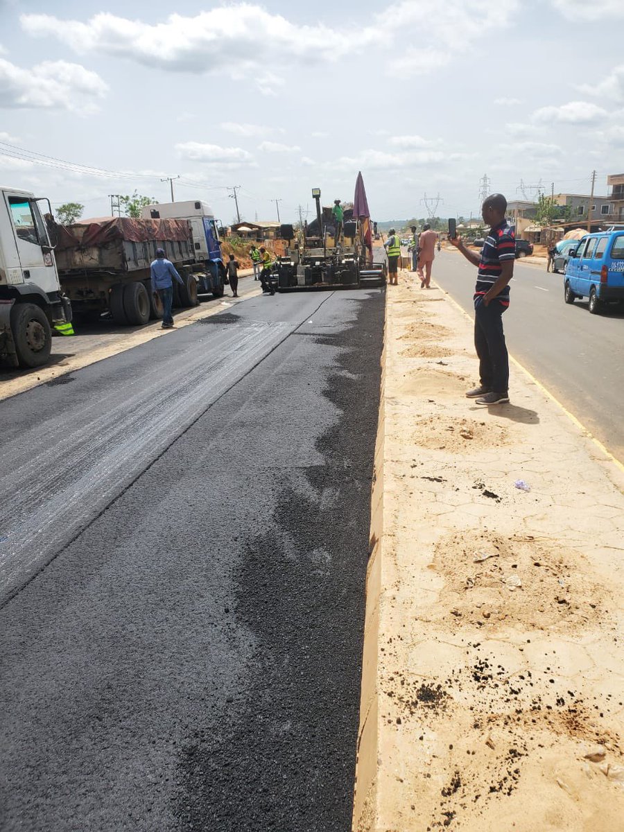 INFRA PLAN - Osun Government Charges Contractors On Quality And Timely Delivery The Osun state government has issued stern warning to contractors handling the numerous road construction projects across the state to ensure timely completion of the projects and adhere strictly to…
