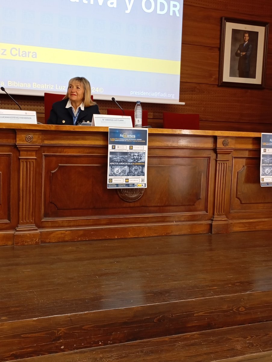 IreneYGB's tweet photo. Comenzamos la segunda jornada de @foderticsusal
Conferencia a cargo de Dña. Bibiana Luz Clara sobre "IA Generativa y ODR"
#Fodertics13 https://t.co/bLOb6amfAk