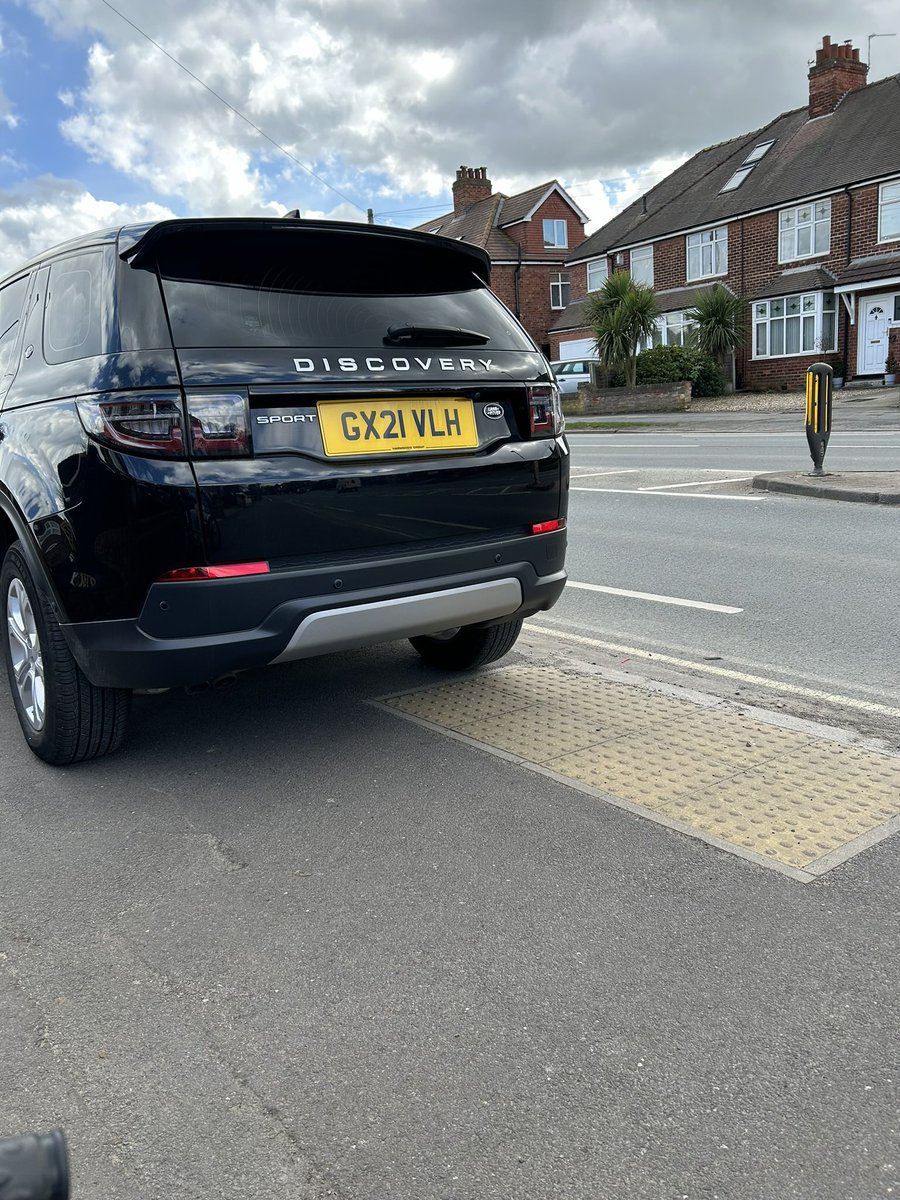 Probably thinks it doesn’t count if your tires aren’t on it, just your bumper over hanging. But has clearly driven across the tactiles to get there & each time that happens the closer we get to more broken, uneven, wobbly tactile paving at yet another crossing.😤 #PavementParking