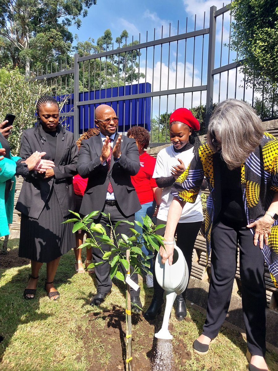 International Federation of Red Cross and Red Crescent Societies President Mrs Kate Forbes joined by IFRC Head of Delegation, Mr Kopano Masilo during a tree- planting campaign launch during the SAPRCS 2024 meeting held in Eswatini. @KateForbes_IFRC @IFRCAfrica @ifrc #SAPCRCS2024