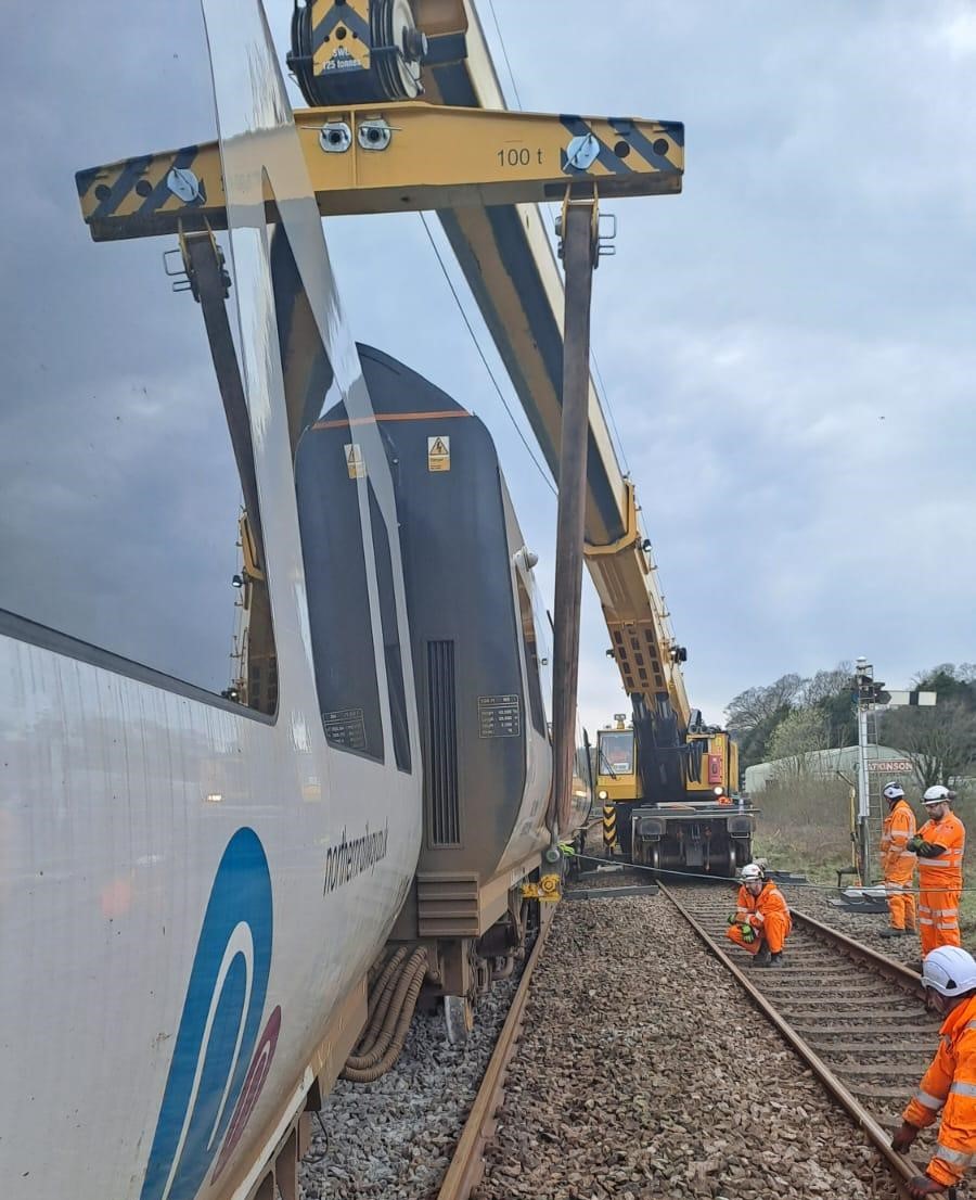 VolkerRail (@volkerrailuk) on Twitter photo VolkerRailās #Kirow crane team successfully assisted with the recovery of a derailed passenger train near Grange-over-Sands in Cumbria. Working with <a href="/networkrail/">Network Rail</a>, <a href="/DBCargoUK/">DB Cargo UK</a>, and <a href="/northernassist/">NORTHERN š</a> the team rerailed three carriages. Great work everyone. #cando #cranes VolkerRailās #Kirow crane team successfully assisted with the recovery of a derailed passenger train near Grange-over-Sands in Cumbria. Working with <a href="/networkrail/">Network Rail</a>, <a href="/DBCargoUK/">DB Cargo UK</a>, and <a href="/northernassist/">NORTHERN š</a> the team rerailed three carriages. Great work everyone. #cando #cranes