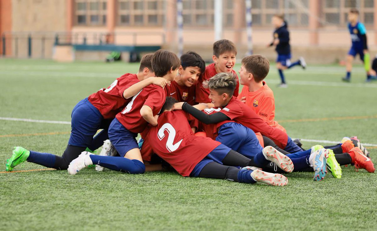 Alex_10AM's tweet photo. BAWC24 🔵🔴 @BarcaAcademy https://t.co/OeJRLCcU2J