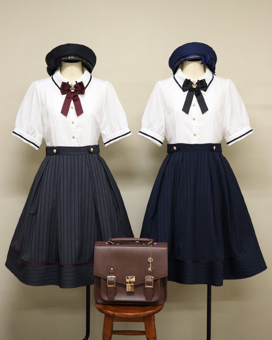 Amavel アマベル crown college ドッキングワンピース Amavel on X: 