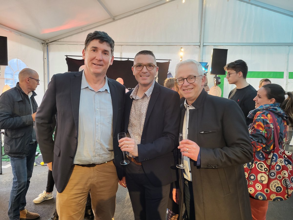 @villepontsdece présente hier soir avec @JPPavillon et #JPVigner à l'inauguration des nouveaux locaux de #GrenierGourmet dans la zone de Sorges. Une belle réussite humaine et entrepreneuriale #yohannlaurence