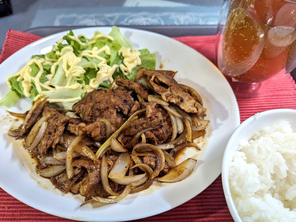 今日の晩ごはんはしょうが焼き🐖🫘 #おうちごはん #料理記録