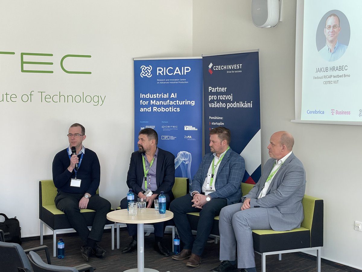 RICAIP_EU's tweet photo. @CEITEC_Brno @vutvbrne hosted a conference on #AI and Smart Digitalisation for Industry, supported by the European Digital Hub #EDIH-DIGIMAT 🤝

Almost a hundred participants from industry enjoyed  inspiring discussions, practical examples, and a visit to RICAIP #Testbed Brno🤖 https://t.co/xI52felpUJ