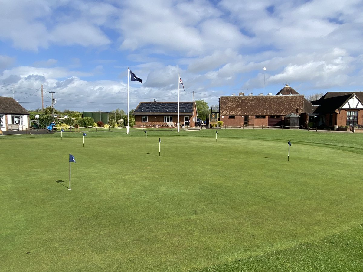 Ian Nichols (@iananichols) on Twitter photo Always nice to put out new cups and pins for the new season but especially nice when <a href="/OrsettGc/">Orsett Golf Club</a> celebrates its 125th anniversary this year so itβs special flags and cups to mark the occasion Always nice to put out new cups and pins for the new season but especially nice when <a href="/OrsettGc/">Orsett Golf Club</a> celebrates its 125th anniversary this year so itβs special flags and cups to mark the occasion