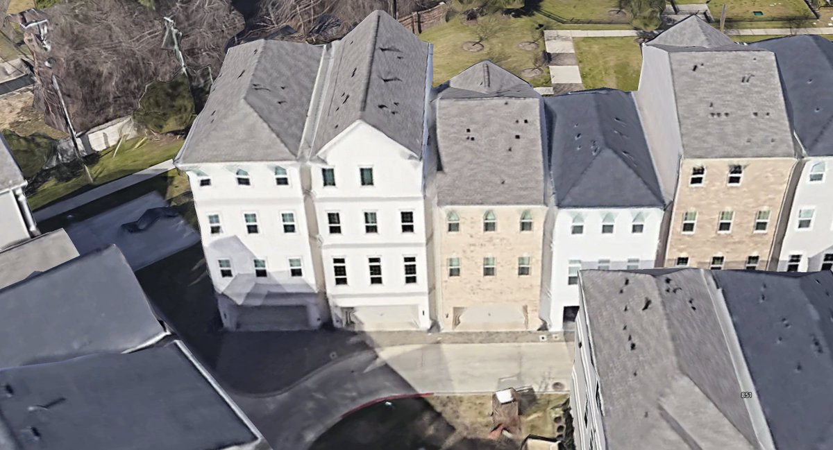 It is quite remarkable just how much townhouse development is going on in Houston. These are four storeys, about 3,000 sqft (so very generous family homes), and I suspect about $700k. Pleasingly, they have hidden all the parking in garages at the back.