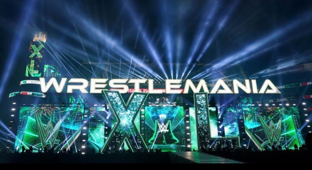 Getting #WrestleMania 2000 vibes from this year’s stage. Here for it.