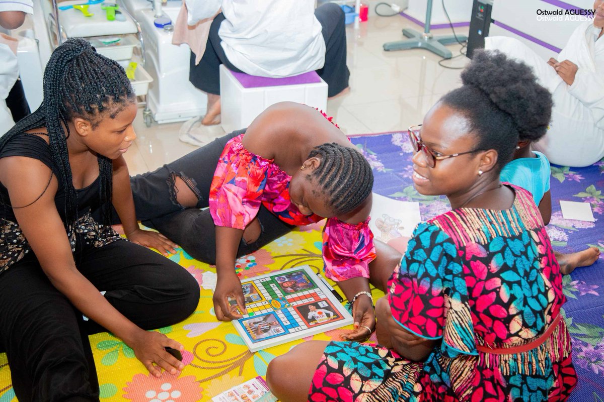 BeninWomen's tweet photo. #SororityTimes a pour ambition de créer un espace d'échange et de collaboration entre les femmes de diverses associations. Gratitude envers toutes les associations qui ont pris part à cette belle journée. 
Votre présence et votre engagement ont été la clé de son succès.
#30Mars https://t.co/mwo5gGDotW