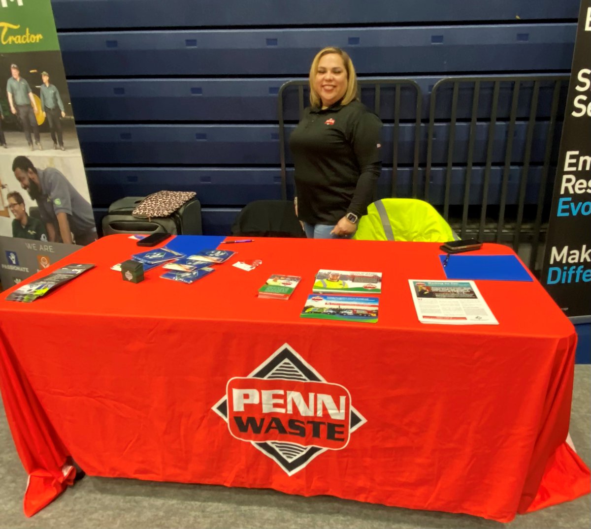PennWaste's tweet photo. Yesterday our recruiter, Mariana, had the opportunity to speak with students at the Dallastown High School Career Fair about careers in the waste industry 👨‍🎓👩‍🎓♻️🚚 https://t.co/DfiB5DvGVm