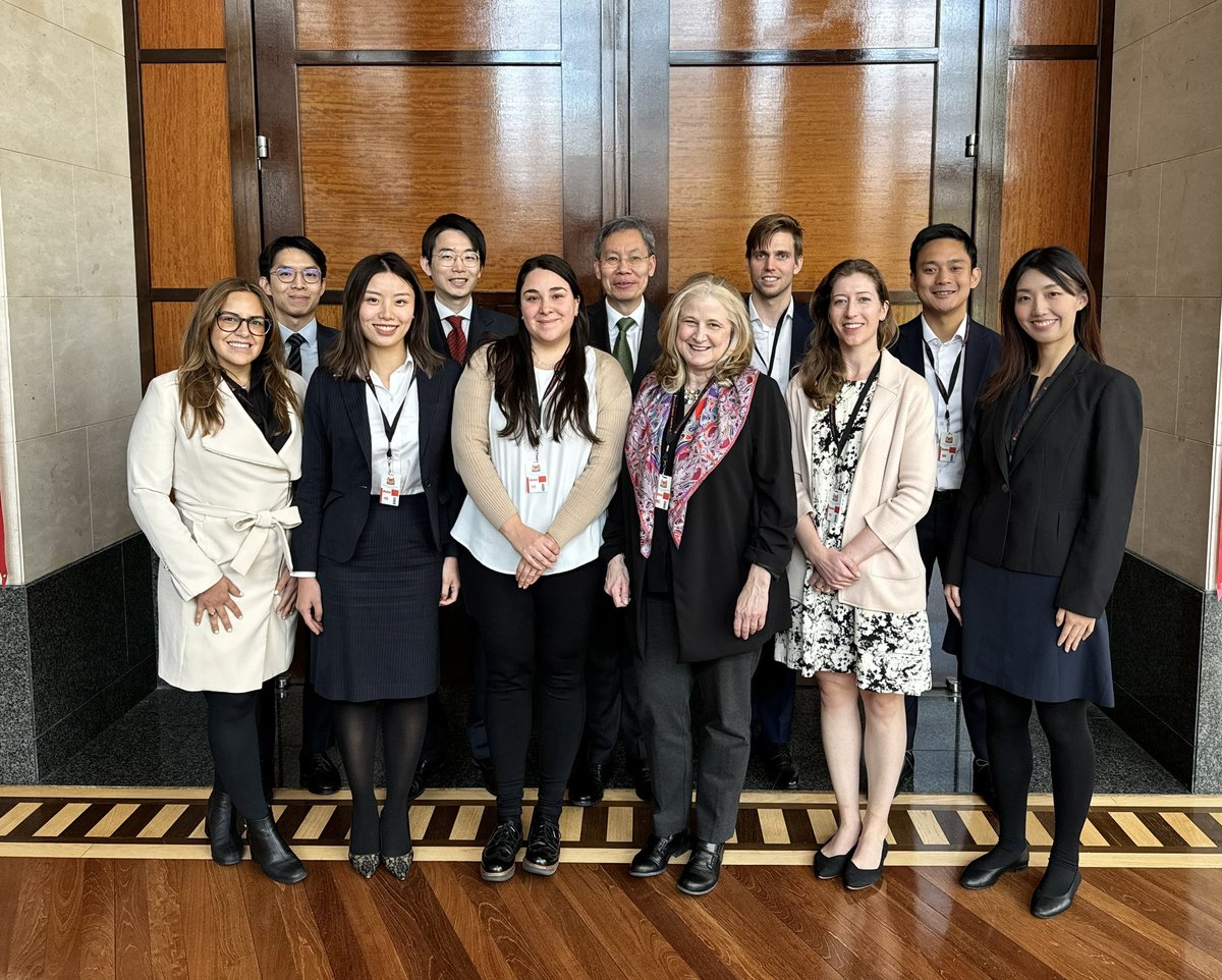 Amb Lui had an engaging conversation with a group of post-graduate students from the University of Pennsylvania’s @LauderInstitute, sharing our perspectives on global issues and his reflections from his personal leadership journey. We wish all students the very best!