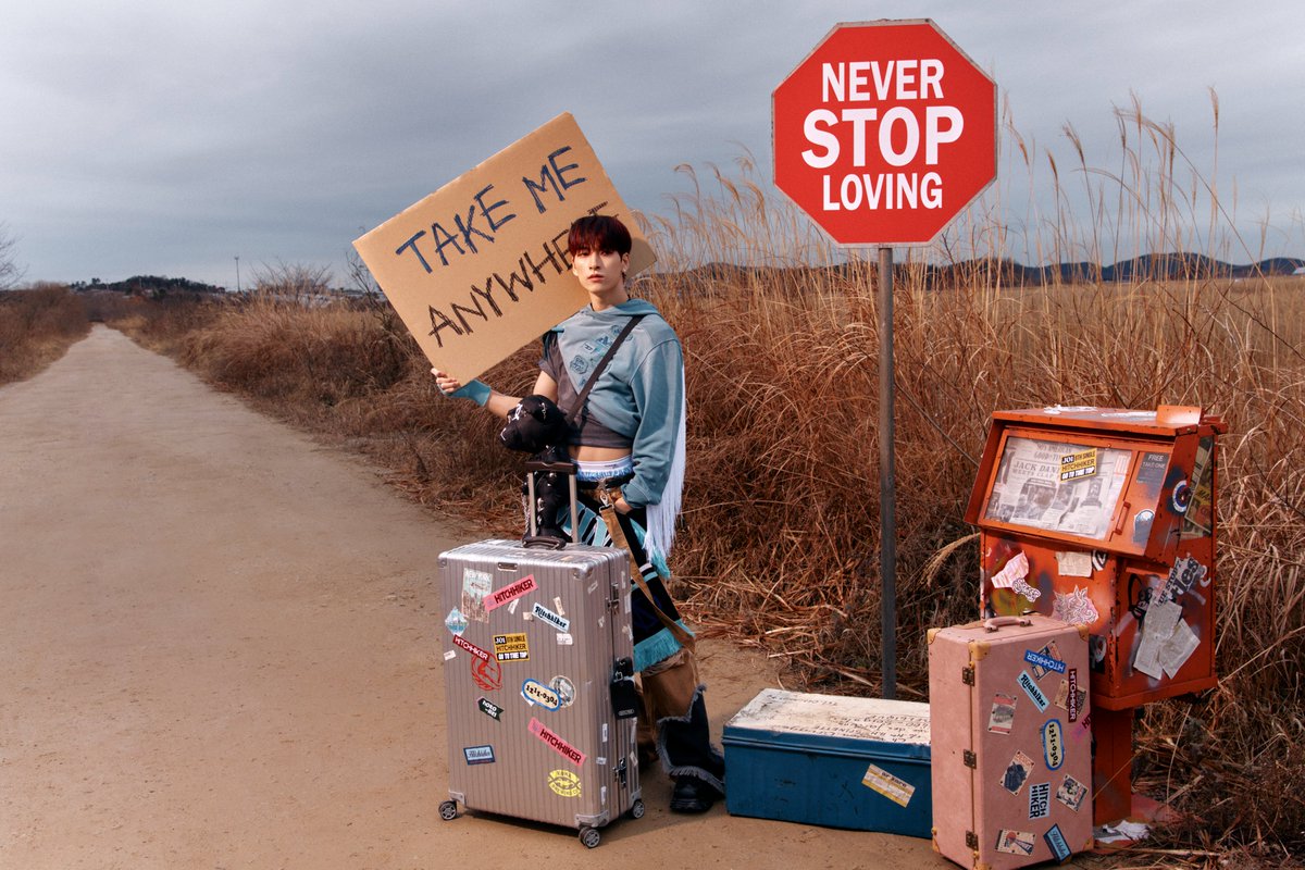 金城碧海　JO1 サイン入りポスター　hitchhiker 金城碧海 JO1 サイン入りポスター hitchhiker - メルカリ