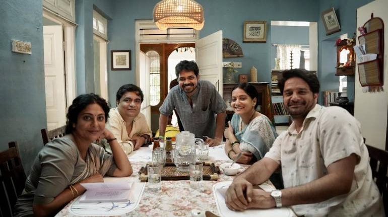 What an absolutely magical piece of cinema #ThreeofUs is.. Brilliant direction by #AvinashArun Extraordinary performances by 👏👏 @ShefaliShah_ @JaideepAhlawat And the hidden gem is @swanandkirkire sir.. But I feel the name should have been 'Four of us'