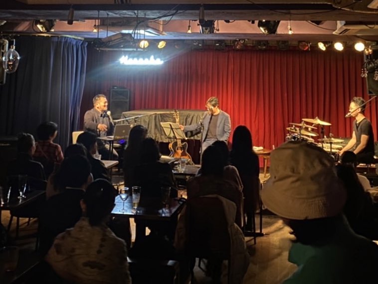 funnytrips_jp's tweet photo. 4/3のライブ、ありがとうございました！
賛否両論いろいろありましたが、それを踏まえて明日の大阪は楽しもうと思います。
大阪の皆さんよろしくお願いします。 https://t.co/AnjryHSw19