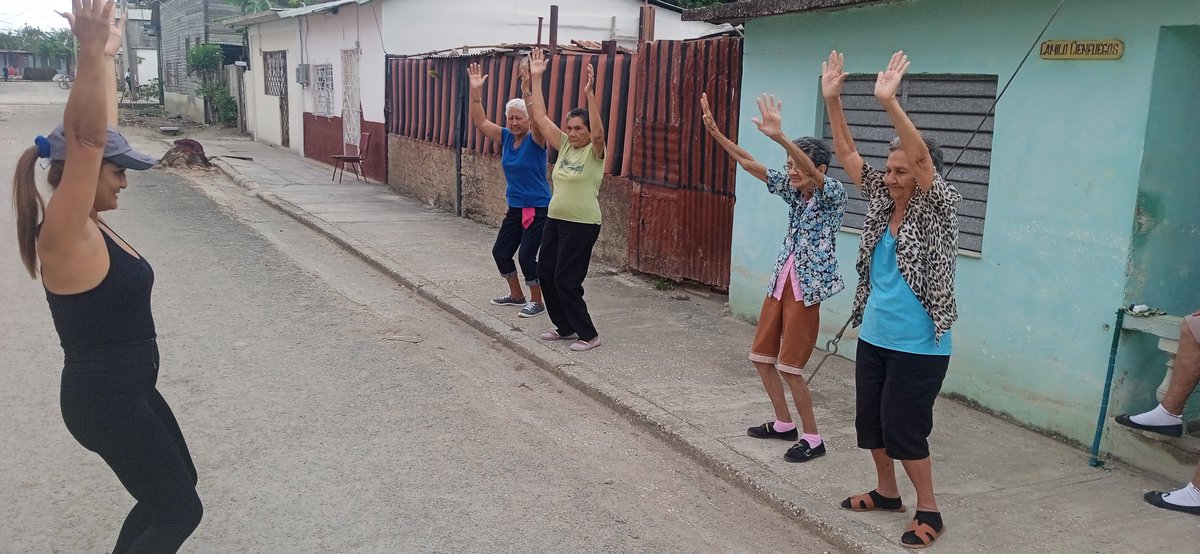 La atención al Programa Adulto Mayor es una prioridad para la Salud Pública cubana, perteneciente al CMF#18 en #Niquero funciona el círculo de abuelos.
#EstaEsLaRevolución
#CubaPorLaVida 
#CubaPorLaSalud 
#DPSGranma 
#DGSNiquero