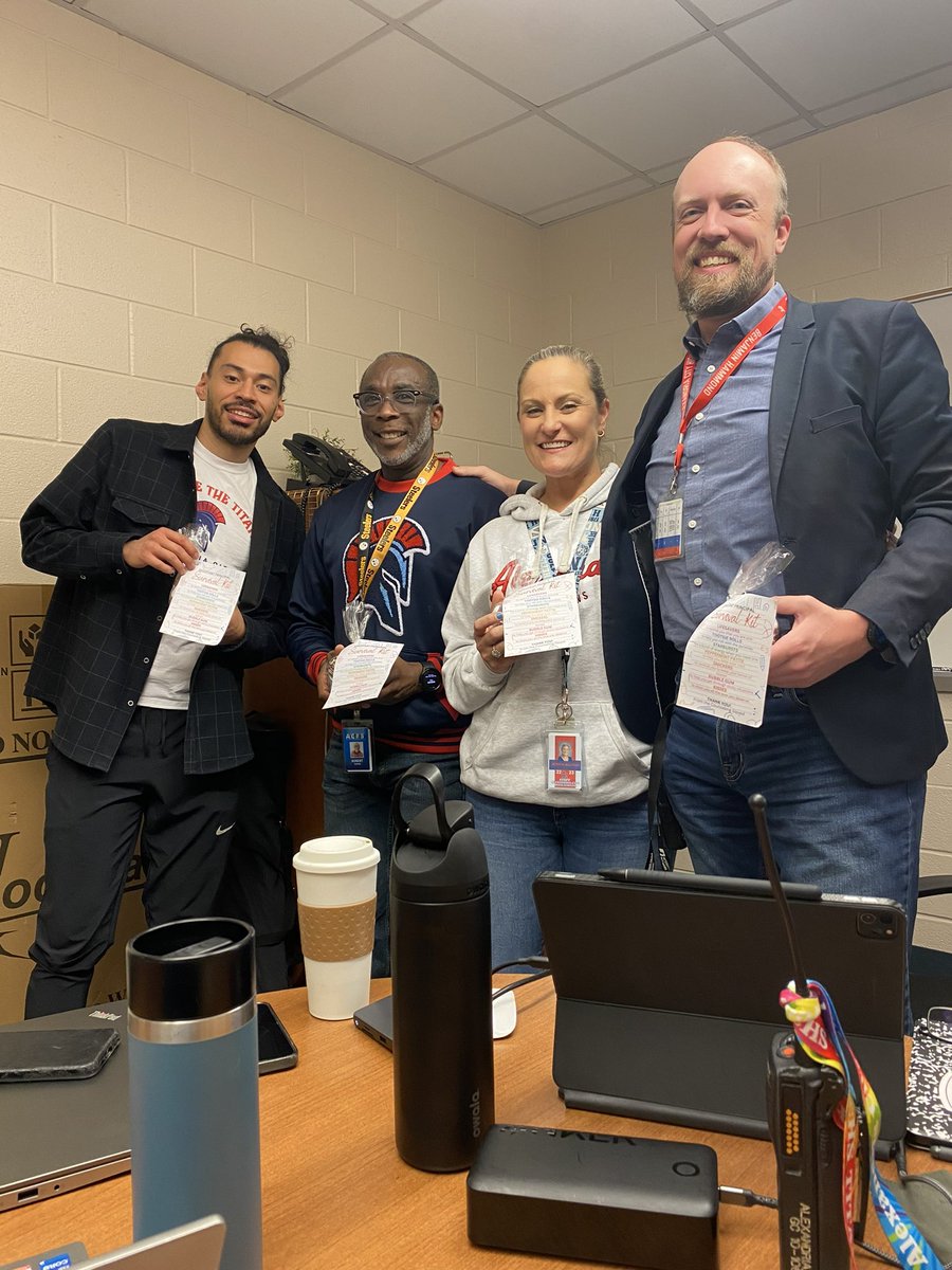 IntlAcademyACHS's tweet photo. Happy Assistant Principal Appreciation Week to our intrepid team! We ❤️ you! #TeamIA https://t.co/9HOi3XA15a