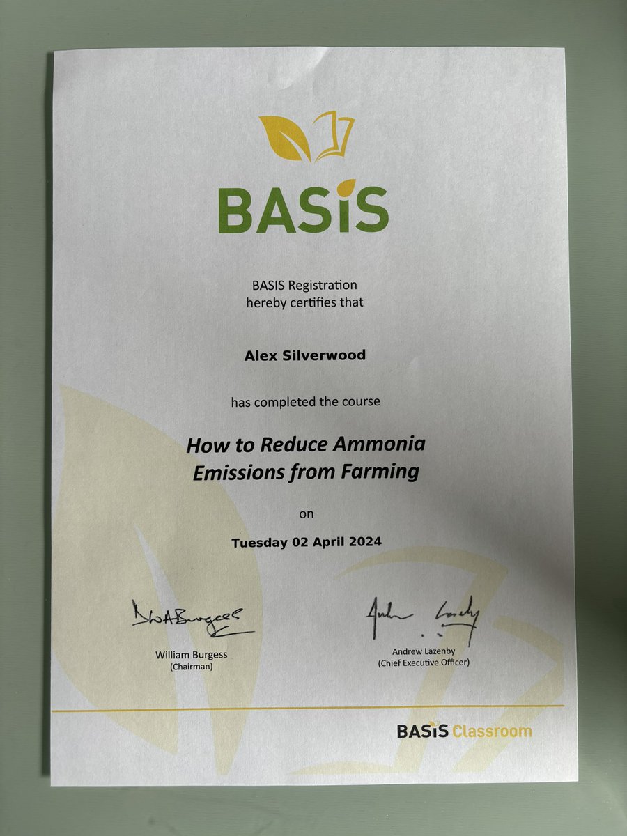 Agronomysilvers's tweet image. It’s been a productive Friday and some blue skies came out after the rain of course 🌤️ @AgriiUK @BASISRegLtd #lettuce #showeryday #happyfriday