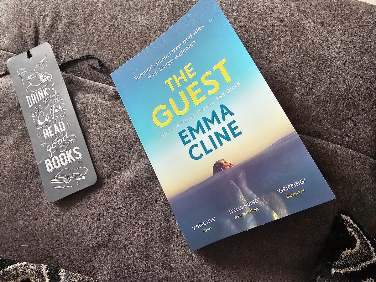 You know a book is good when you finish it in one sitting!! #theguest by #emmacline is a dark, tense read. The protagonist is completely unlikeable, yet strangely fascinating and I LOVED it. The definition of addictive! Publishing 30.5.24 with @vintagebooks @carmellalowkis