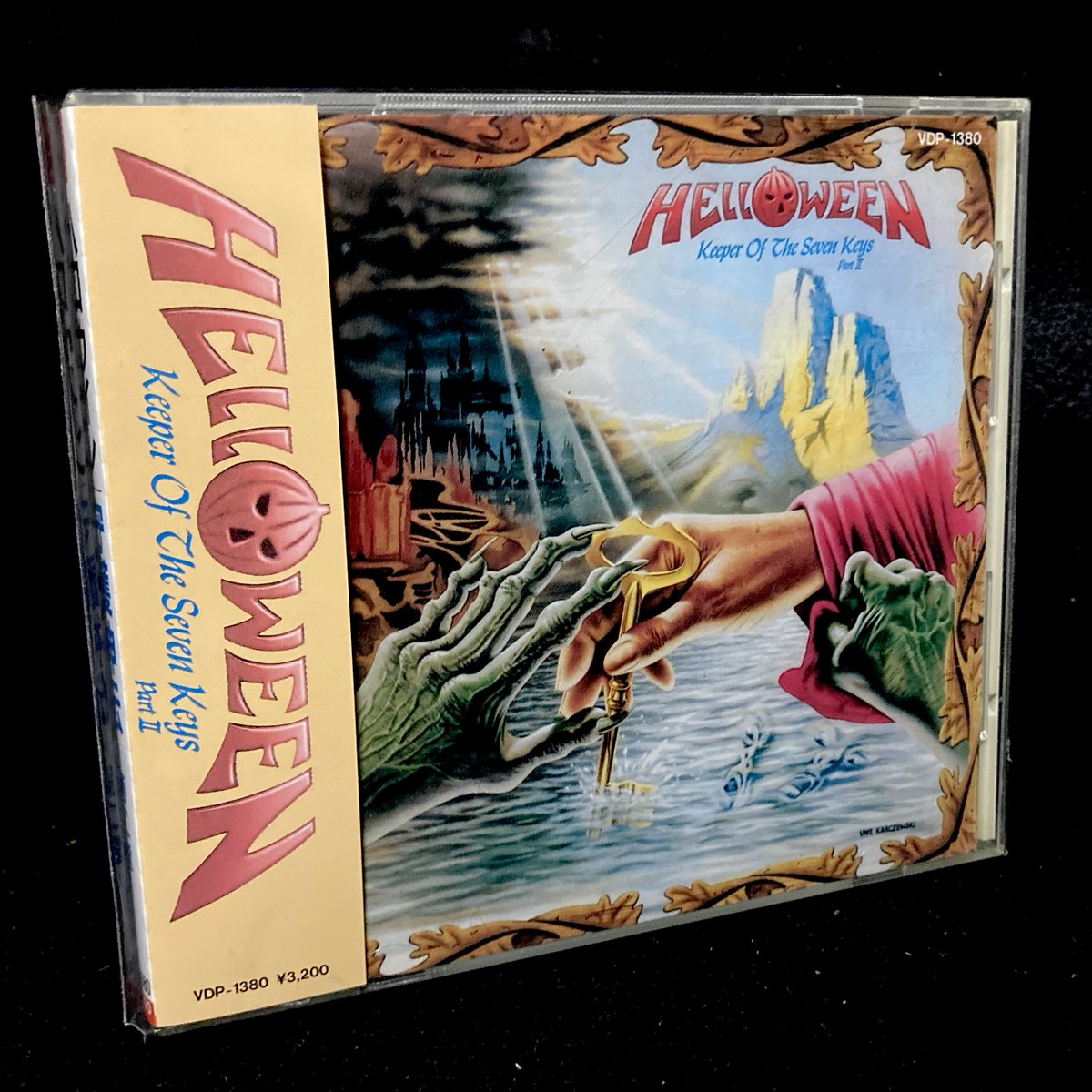 #初めて買った洋楽アルバム

HELLOWEEN / Keeper of the Seven Keys Part II [August 1st, 1988 / Sepember 21st, 1988 JAPAN]