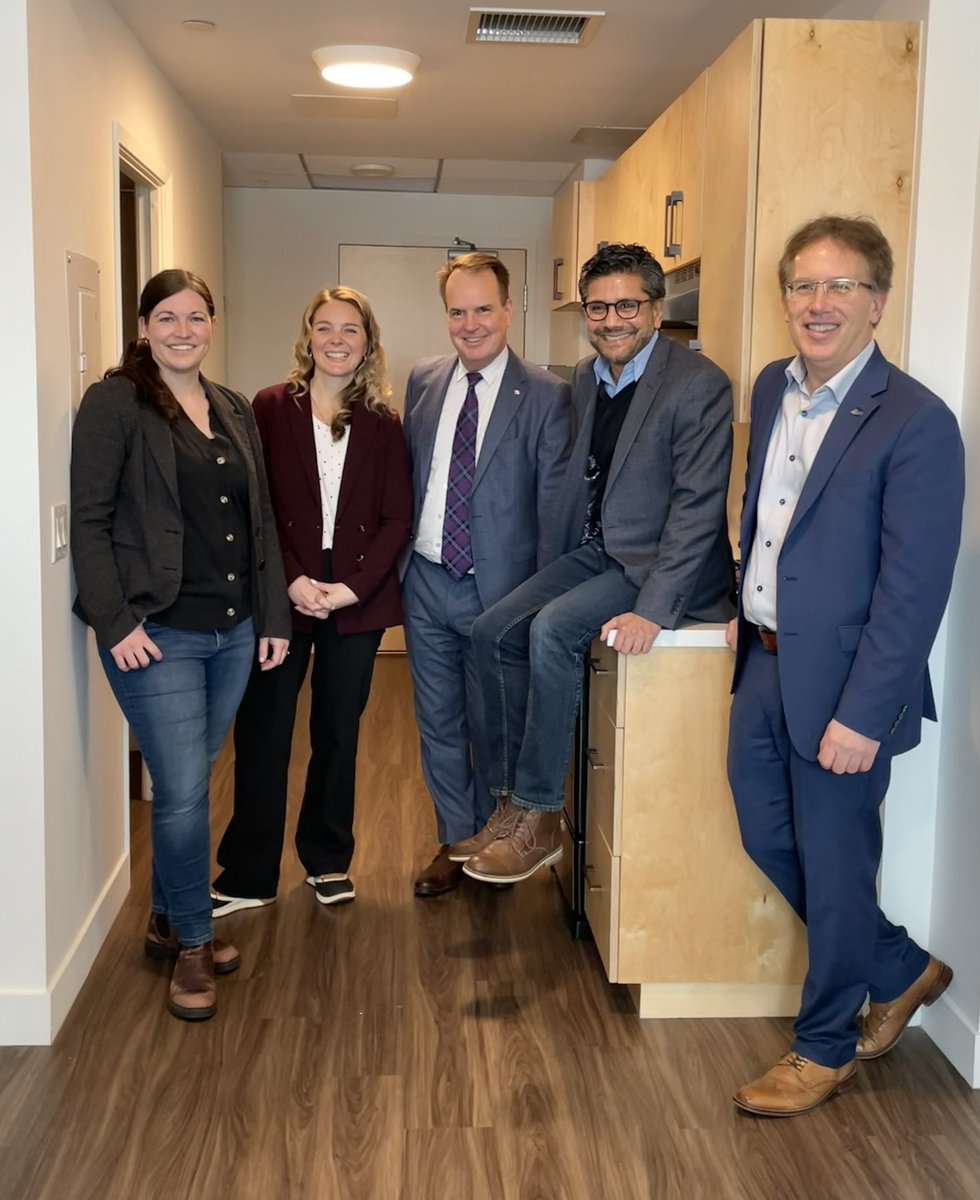 OCH attended the federal announcement in #Ottawa with Minister @JennaSudds @MonaFortier @Yasir_Naqvi @stevenmackinnon and welcomes the news of a new Canada Rental Protection Fund! Investing in non-profit housing will help build & preserve #AffordableHousing 🤝 @CHRA_ACHRU 1/2