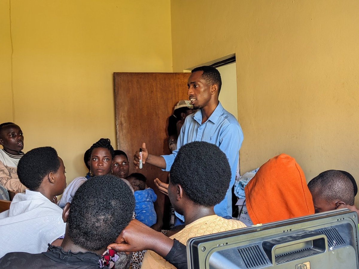 HWC_Development's tweet photo. No small impact. Our Co-founder and executive director meeting with young girls and boys on holidays and teen-mothers who dropped out, for inspiring them to never lose hope and learning from their past and increasing SRH Skills. It was a very productive meeting.
#NoOneLeft https://t.co/Az1TG7FbPj