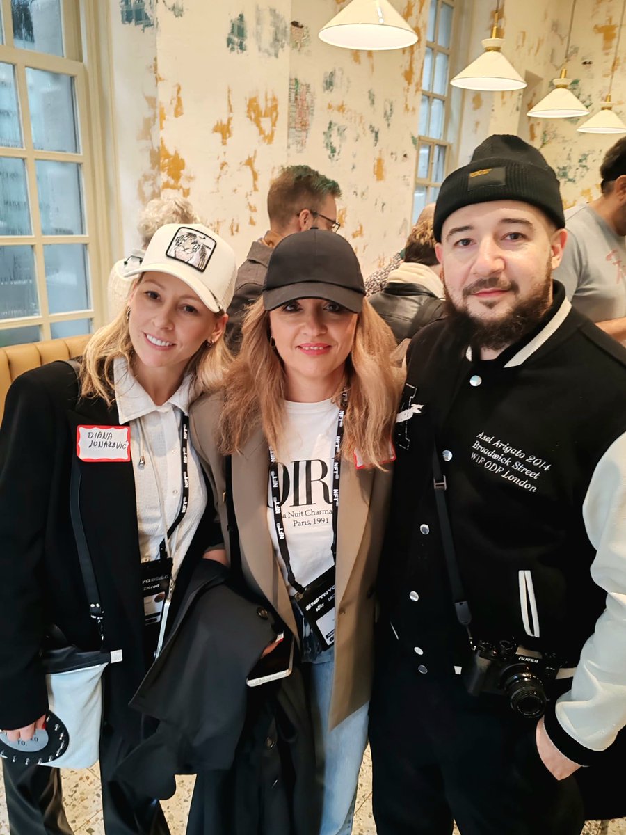 Gm fam!☕️❤️
Had an absolute blast at the #brunchebyfidel. Huge shoutout to <a href="/FidelEverywhere/">𝔽𝕚𝕕𝕖𝕝 𝔸𝕞𝕠𝕤</a> for hosting such awesome events. 😊📸
<a href="/RachelSTWood/">Rachel Wood</a> <a href="/DianaJunakovic/">DIANA 💎</a> <a href="/turkwisee/">Turkwise</a>