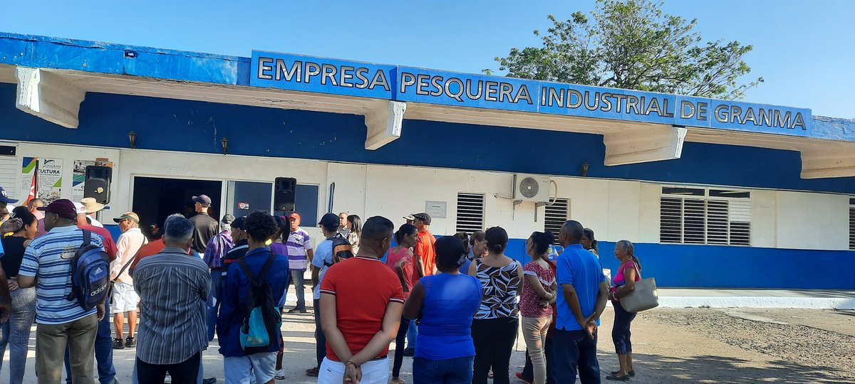 Los trabajadores de Epigran realizaron el acto político-cultural en saludo al Día del trabajador de la Pesca. Muchas felicidades a todos.#PescaXCuba #GranmaVencerá
#Manzanillo