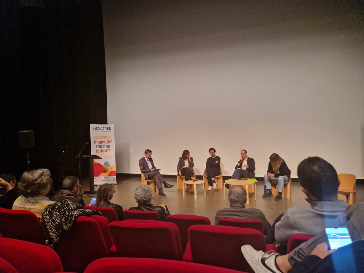 Très heureux d'avoir participé pour le @fonjep à la table ronde du colloque #EducPop d'@Hexopee_off sur la mise en œuvre concrète de la citoyenneté économique et écologique avec @julienmast @AcDevoge @Lucie_Vacher