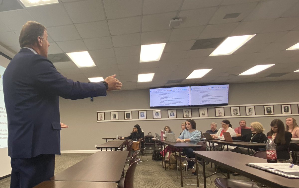 Kevin Connell tweet media