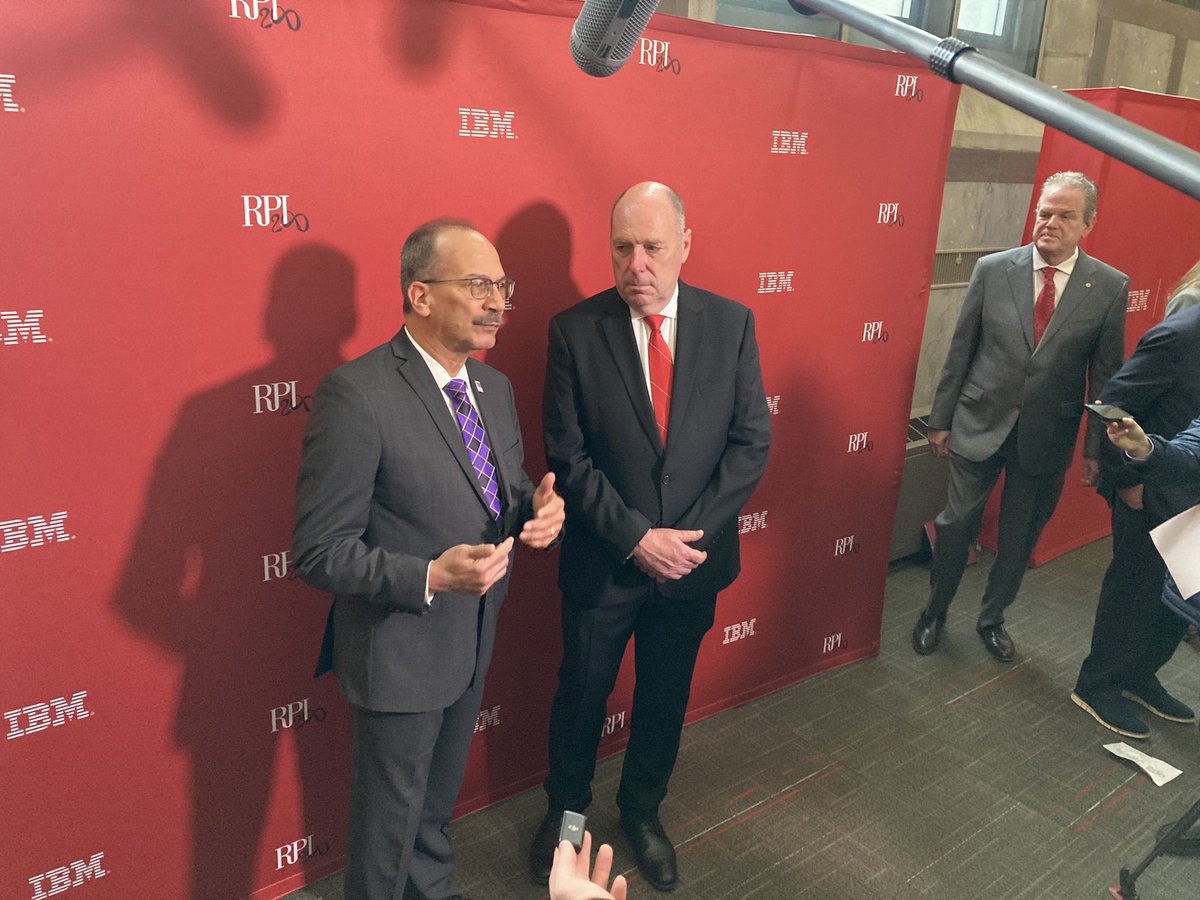 A tremendous day for @RPI and the Capital Region. @HavidanUAlbany joined President Schmidt this morning for the ribbon cutting on the IBM Quantum System One, signaling a new era of collaboration between the region’s two leading research institutions. news.rpi.edu/2024/04/04/rpi…