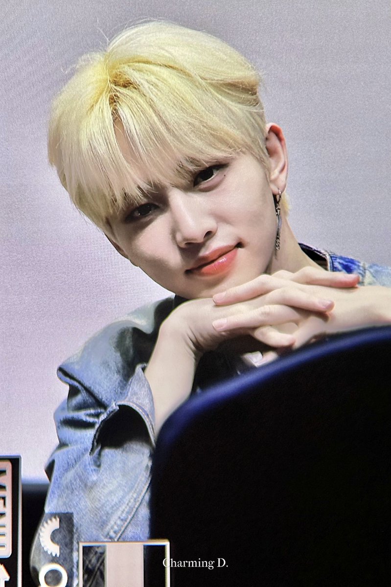 Charming_D_'s tweet photo. 240405 뮤직코리아 #이협

고마워

#드리핀 #DRIPPIN https://t.co/mTRfdEtcvs