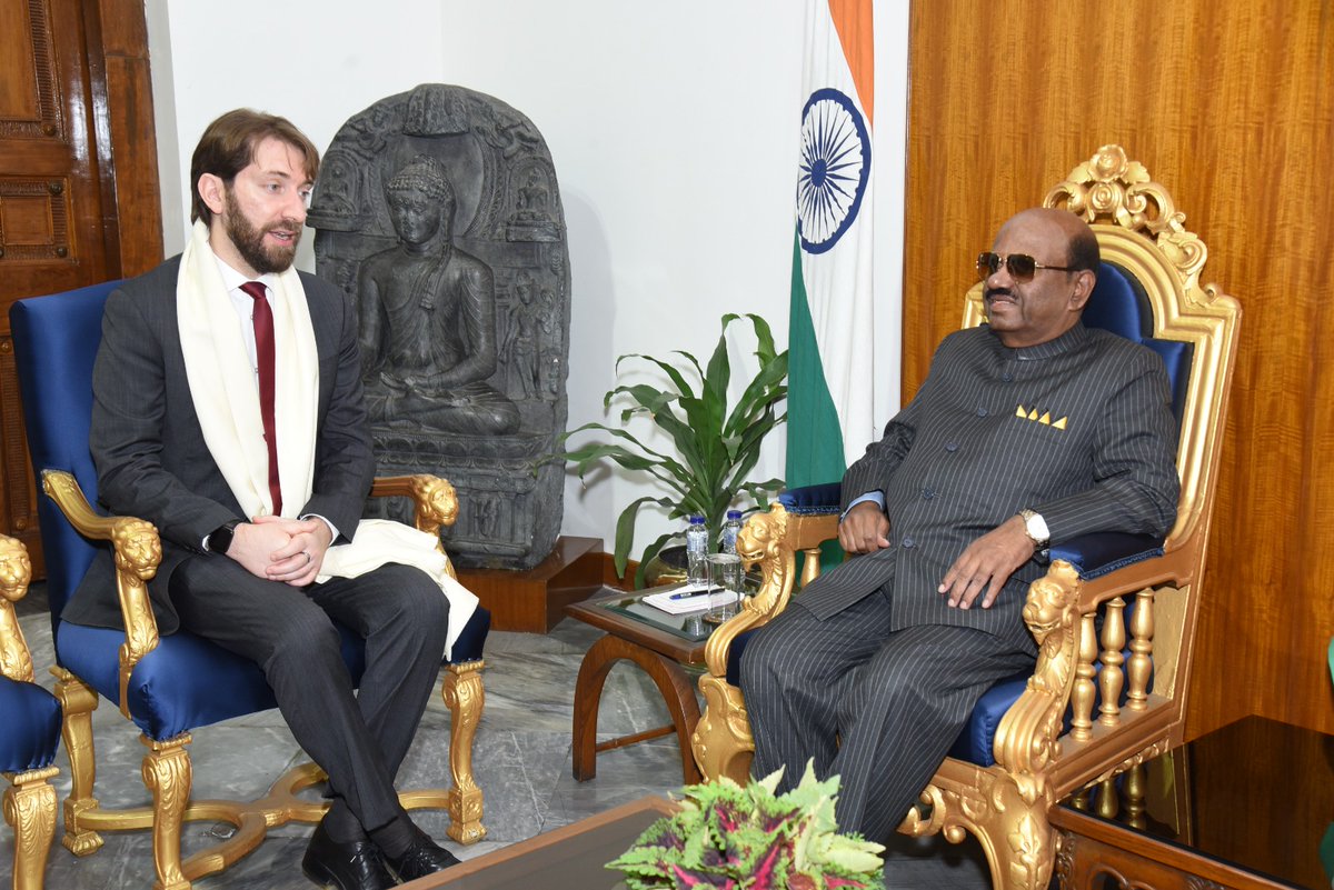 Mr. Riccardo Dalla Costa, Consul General of Italy in Kolkata called on Hon’ble Governor of West Bengal Dr. C. V. Ananda Bose. Discussions were held on cultural exchange and education exchange programmes between Italy and West Bengal.