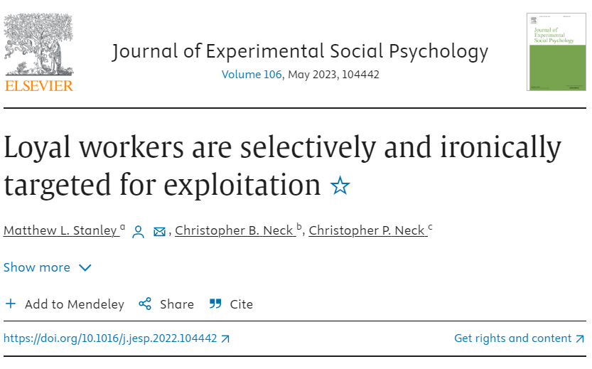 metodologica_cl's tweet image. 🧑‍💼| Investigadores descubrieron que los empleados leales a menudo son elegidos por los jefes para ser explotados, ya que se asume que están dispuestos a hacer sacrificios personales.

Paper: doi.org/10.1016/j.jesp…