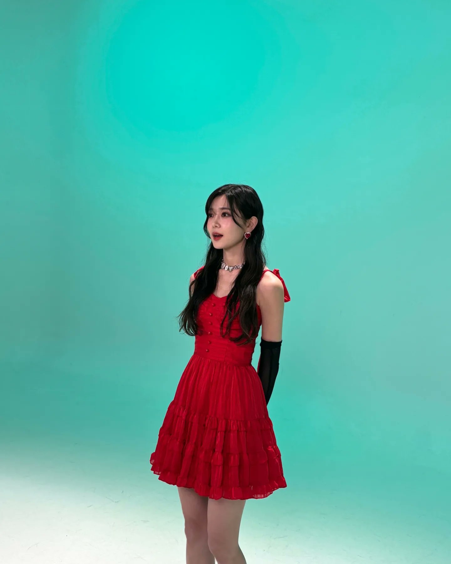 GKZ9CBIbAAM_YCG?format=jpg&name=large