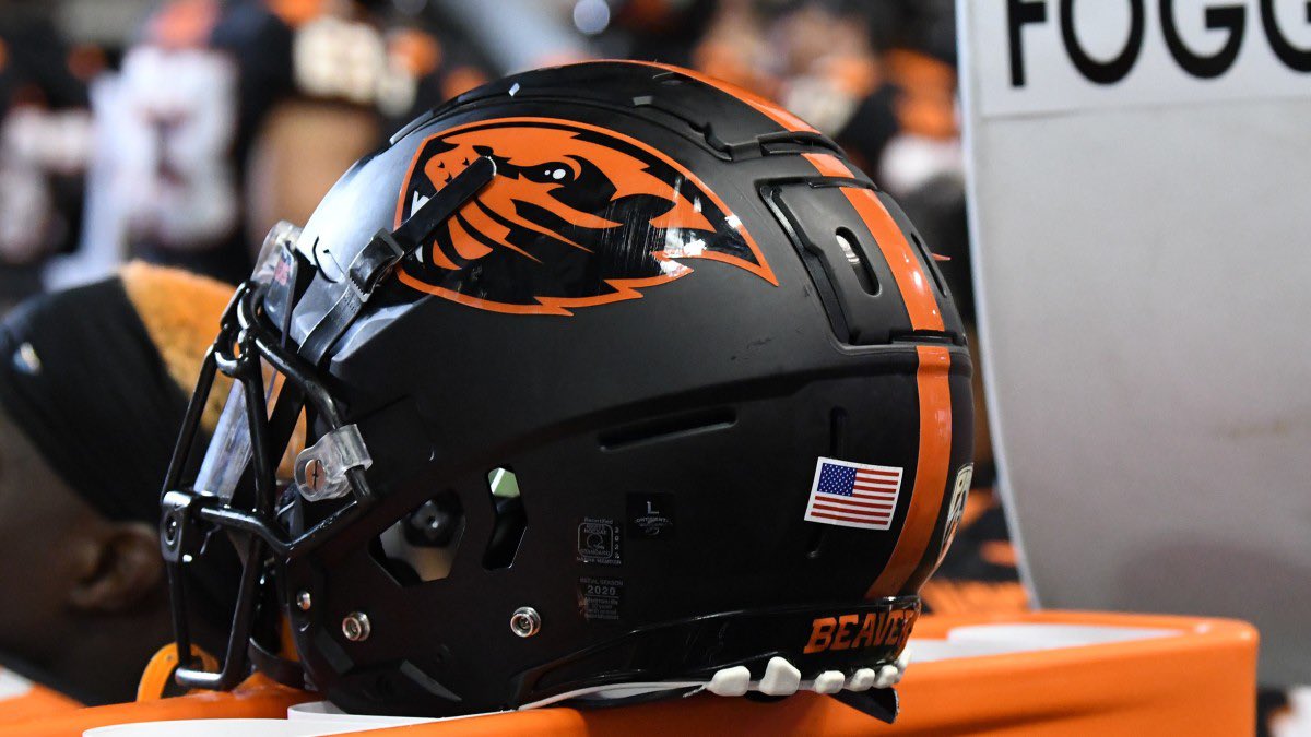 Blessed to receive an offer from Oregon State University, Thank you @Coach_Chance @Coach_Bray @BeaverFootball . #GoBeavs @SMCHS_Football @CoachRouz @ArmondSr @GregBiggins @adamgorney @BrandonHuffman @ChadSimmons_ @On3sports @On3Recruits @alecsimpson5 @Rivals @MaxPreps