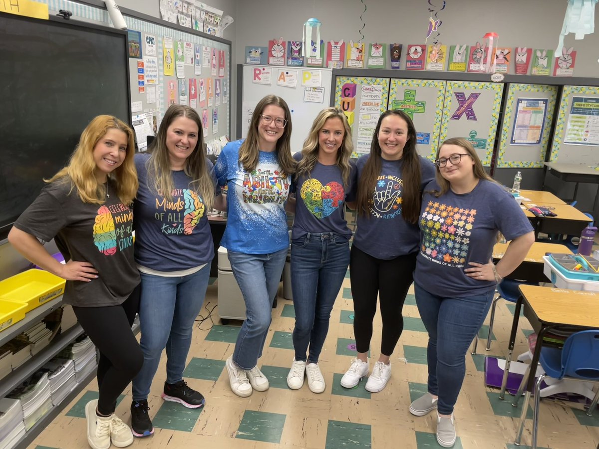 3rd grade teachers celebrating minds of all kinds during Autism Awareness month! #excellenceonpurpose