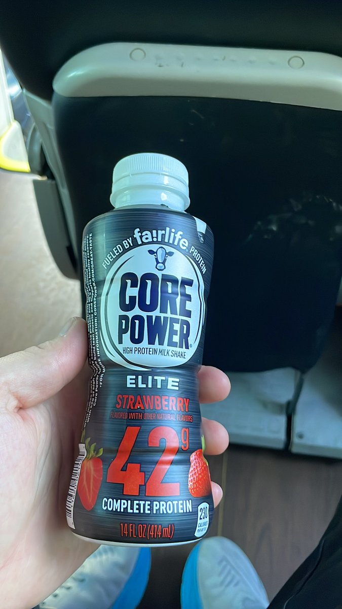 renickerbryce's tweet image. Airport super elixir aka milk of the gods. Always be gaining !