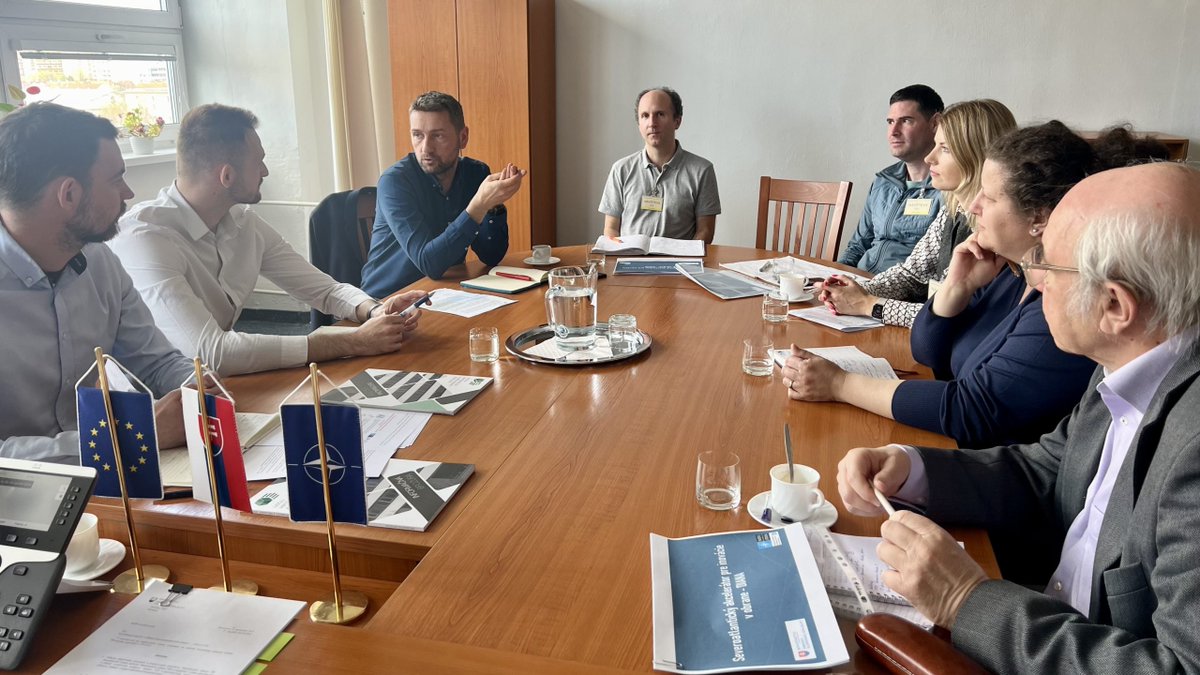 On March 25, 2024, a meeting took place at the Ministry of Defense of the Slovak Republic regarding the DIANA accelerator, attended by our colleague from the Department of Theoretical Methods, Mgr. Michal Teplan, PhD. For more information: mosr.sk/severoatlantic…