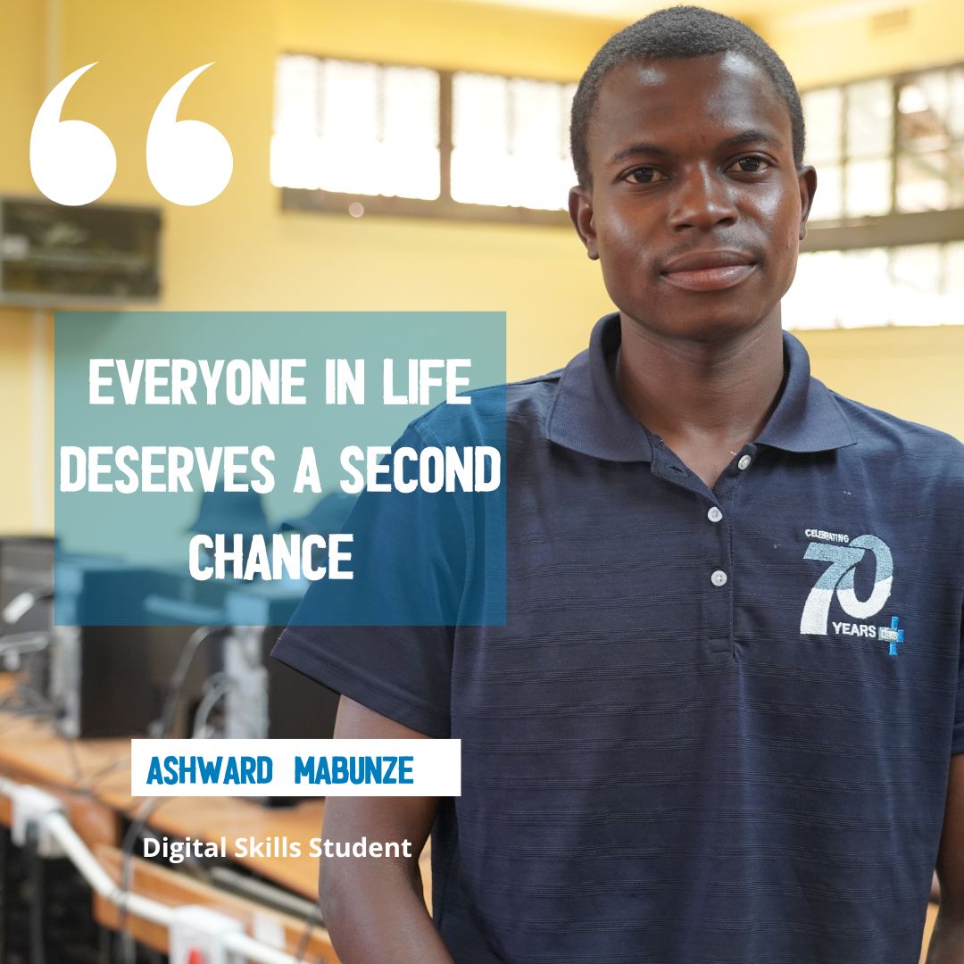 Despite setbacks in his medical studies, Ashward refused to give up. Today, he's one of 100 students thriving at the Catholic University of #Zimbabwe. Thanks to @UsaidZimbabwe, youth like Ashward are gaining invaluable digital skills and shaping a brighter future.