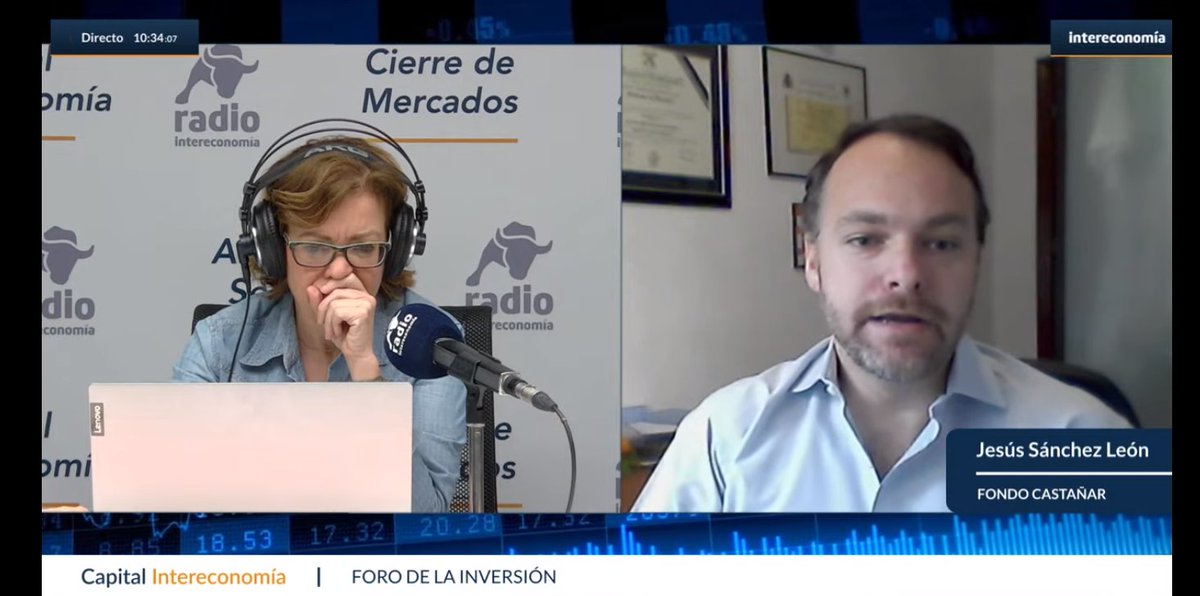 jessanleon's tweet photo. 🎙️Ha sido un placer estar hoy en @rintereconomia hablando del petróleo junto con @CriadoSusana en su programa @CapitalDeInter.📻 https://t.co/1yEsVQlZFm