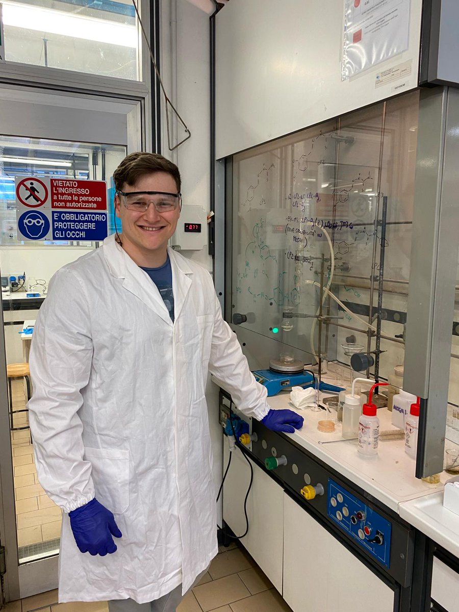 New arrival in the lab! A big welcome to <a href="/DDallatomasina/">Diego Dallatomasina</a> and best of luck with your work on metal complexes of thiosemicarbazones with antiprotozoal activity!