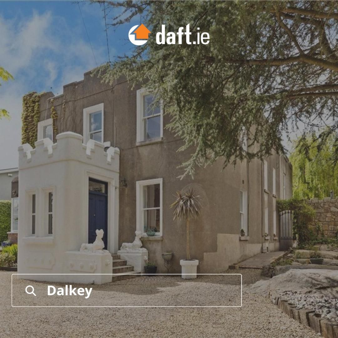 Discover more about this unique home in Dalkey listed on Daft.ie by Lisney Sotheby's International Realty 🏠 Torca Lodge, Torca Road, Dalkey 🛏️ 6 bed 💶 €2,950,000 📍 Co. Dublin Discover more on Daft.ie today 👉 daft.ie/for-sale/detac…